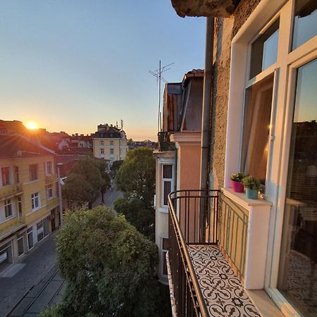 Apartment Memoir By Sofiaspot - Central, Metro To Airport Exterior foto